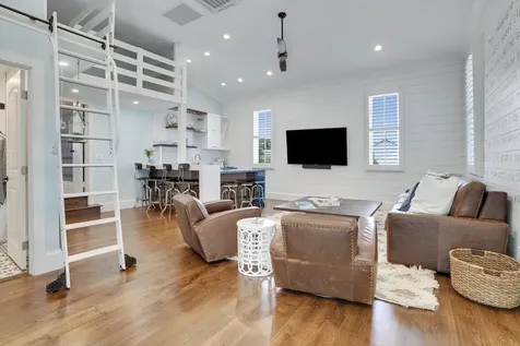 200 Nw 10th Street Boca Raton FL 33432