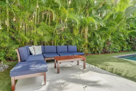 200 Nw 10th Street Boca Raton FL 33432