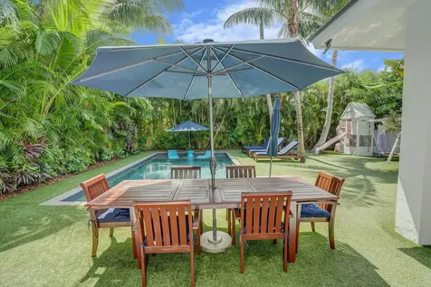 200 Nw 10th Street Boca Raton FL 33432