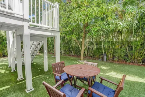 200 Nw 10th Street Boca Raton FL 33432