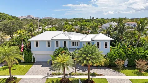 200 Nw 10th Street Boca Raton FL 33432