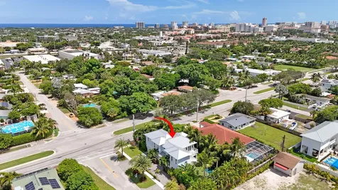200 Nw 10th Street Boca Raton FL 33432