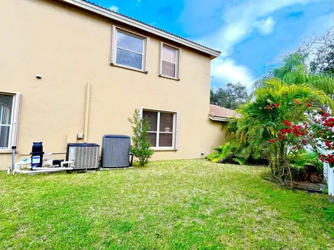 5012 Victoria Circle West Palm Beach FL 33409
