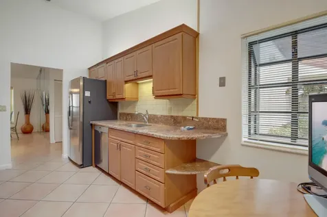 4951 Boxwood Circle Boynton Beach FL 33436