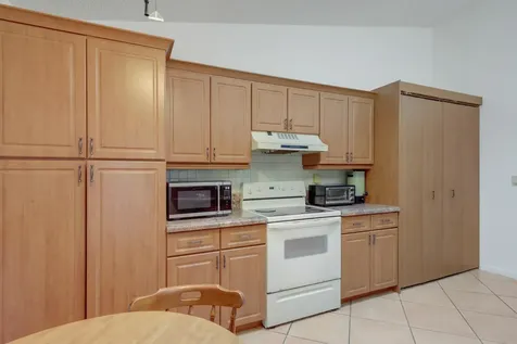 4951 Boxwood Circle Boynton Beach FL 33436