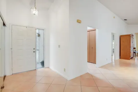 4951 Boxwood Circle Boynton Beach FL 33436