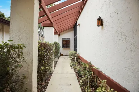 4951 Boxwood Circle Boynton Beach FL 33436
