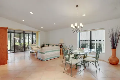 4951 Boxwood Circle Boynton Beach FL 33436