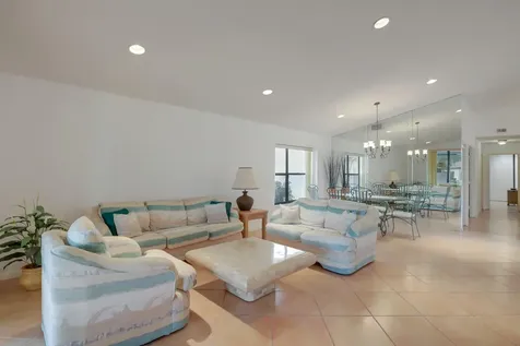 4951 Boxwood Circle Boynton Beach FL 33436