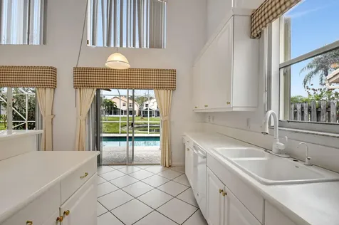 7518 Colony Lake Drive Boynton Beach FL 33436