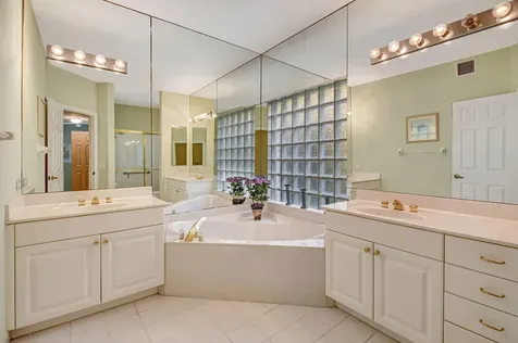 7518 Colony Lake Drive Boynton Beach FL 33436