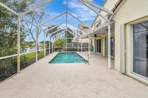 7518 Colony Lake Drive Boynton Beach FL 33436
