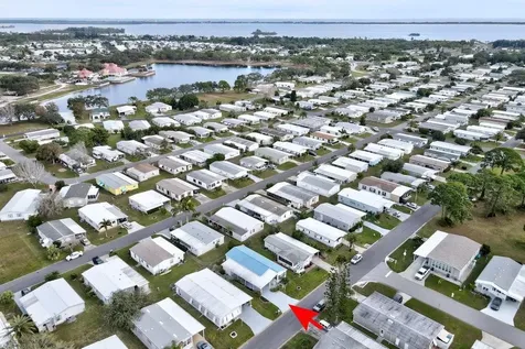 620 Puffin Drive Barefoot Bay FL 32976