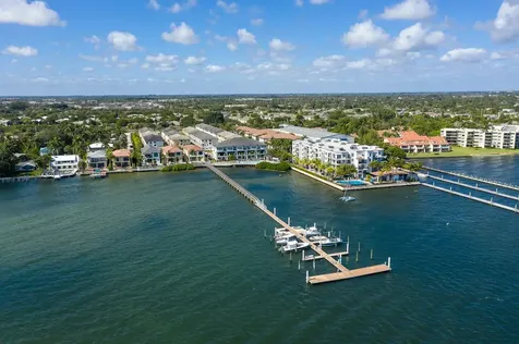 3 Windward Lane Boynton Beach FL 33435