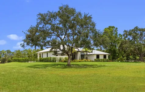 5555 Cougars Prowl Lake Worth FL 33449