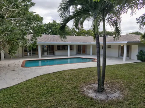 6749 S Grande Drive Boca Raton FL 33433
