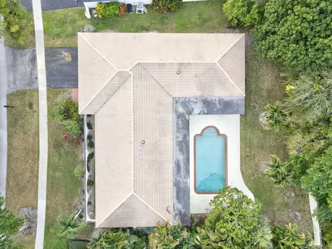 6749 S Grande Drive Boca Raton FL 33433