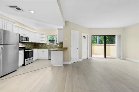 41 Uno Lago Drive Juno Beach FL 33408