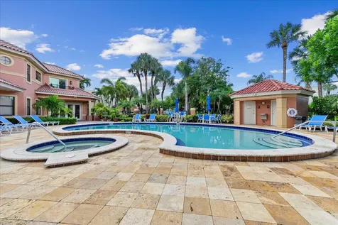 41 Uno Lago Drive Juno Beach FL 33408