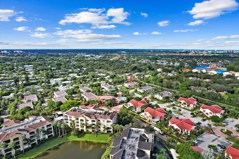 41 Uno Lago Drive Juno Beach FL 33408
