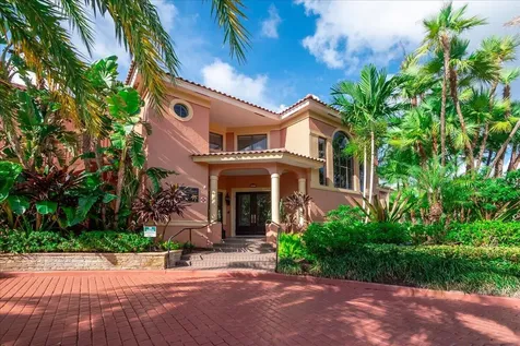 41 Uno Lago Drive Juno Beach FL 33408