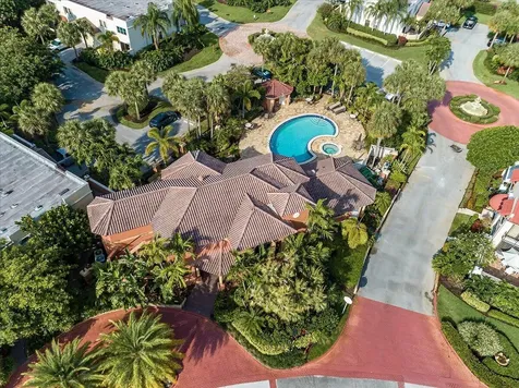 41 Uno Lago Drive Juno Beach FL 33408