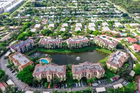 41 Uno Lago Drive Juno Beach FL 33408