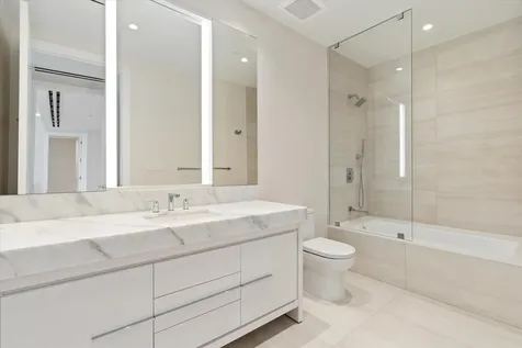 200 Se Mizner Boulevard Boca Raton FL 33432