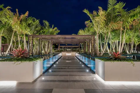 200 Se Mizner Boulevard Boca Raton FL 33432