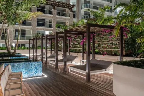 200 Se Mizner Boulevard Boca Raton FL 33432