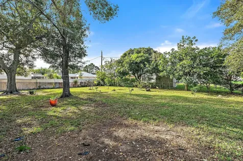 2118 Sw Trenton Lane Port Saint Lucie FL 34984