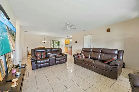 2118 Sw Trenton Lane Port Saint Lucie FL 34984