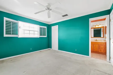 2006 Sw Golf Lane Boynton Beach FL 33426