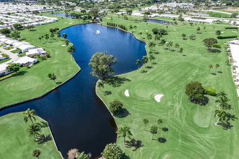 2006 Sw Golf Lane Boynton Beach FL 33426