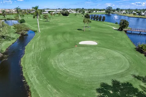 2006 Sw Golf Lane Boynton Beach FL 33426
