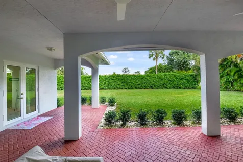 100 N Country Club Boulevard Atlantis FL 33462