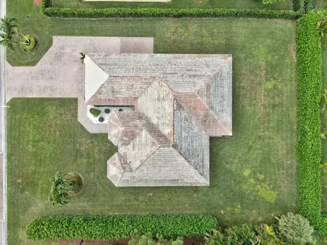 100 N Country Club Boulevard Atlantis FL 33462