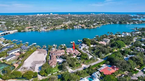 18896 Point Drive Tequesta FL 33469