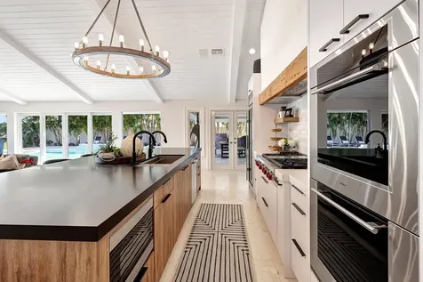 18896 Point Drive Tequesta FL 33469