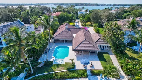 18896 Point Drive Tequesta FL 33469