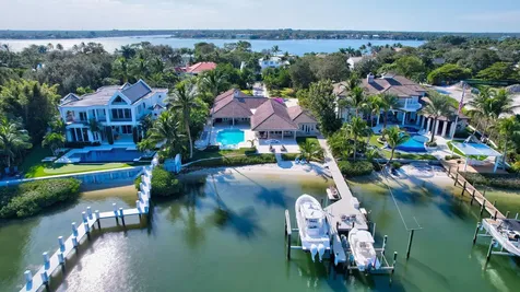 18896 Point Drive Tequesta FL 33469