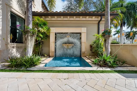 9091 Redonda Drive Boca Raton FL 33496