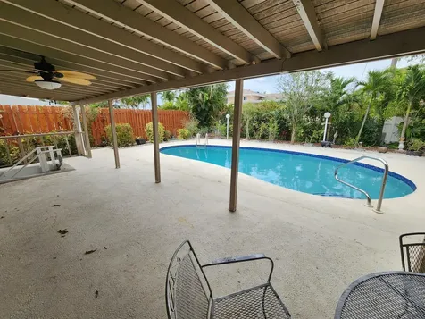112 Se 28th Avenue Boynton Beach FL 33435