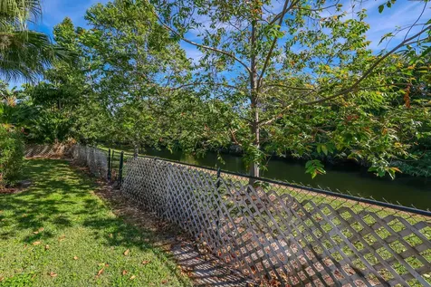 21104 Shady Vista Lane Boca Raton FL 33428