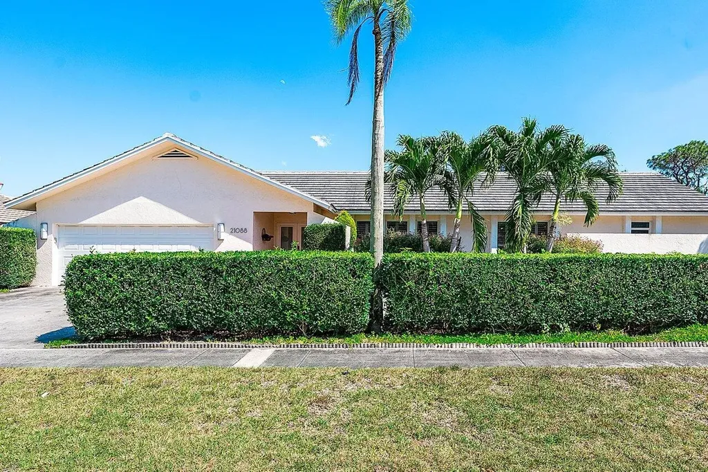 21088 Verde Trail Boca Raton FL 33433