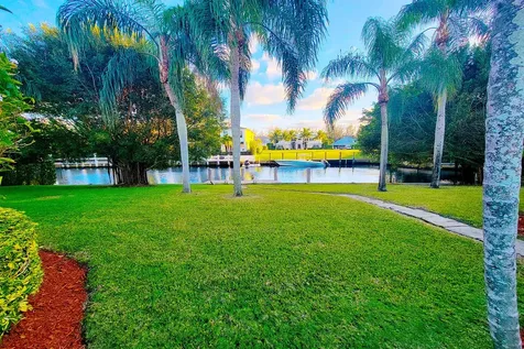 300 E Coconut Palm Road Boca Raton FL 33432