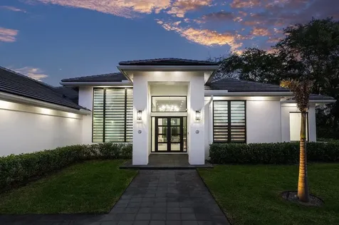 17607 Bocaire Place Boca Raton FL 33487