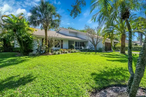 2932 Banyan Boulevard Circle Boca Raton FL 33431