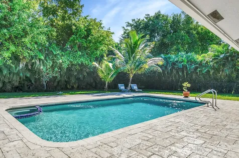 2932 Banyan Boulevard Circle Boca Raton FL 33431
