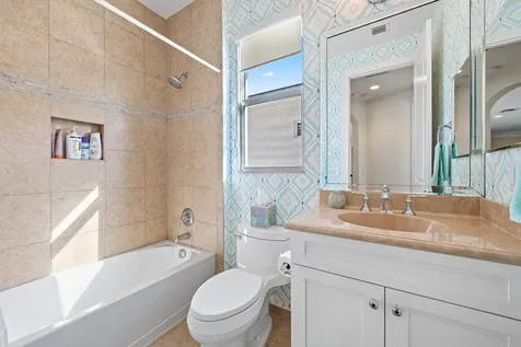 1727 W Hemingway Drive Juno Beach FL 33408
